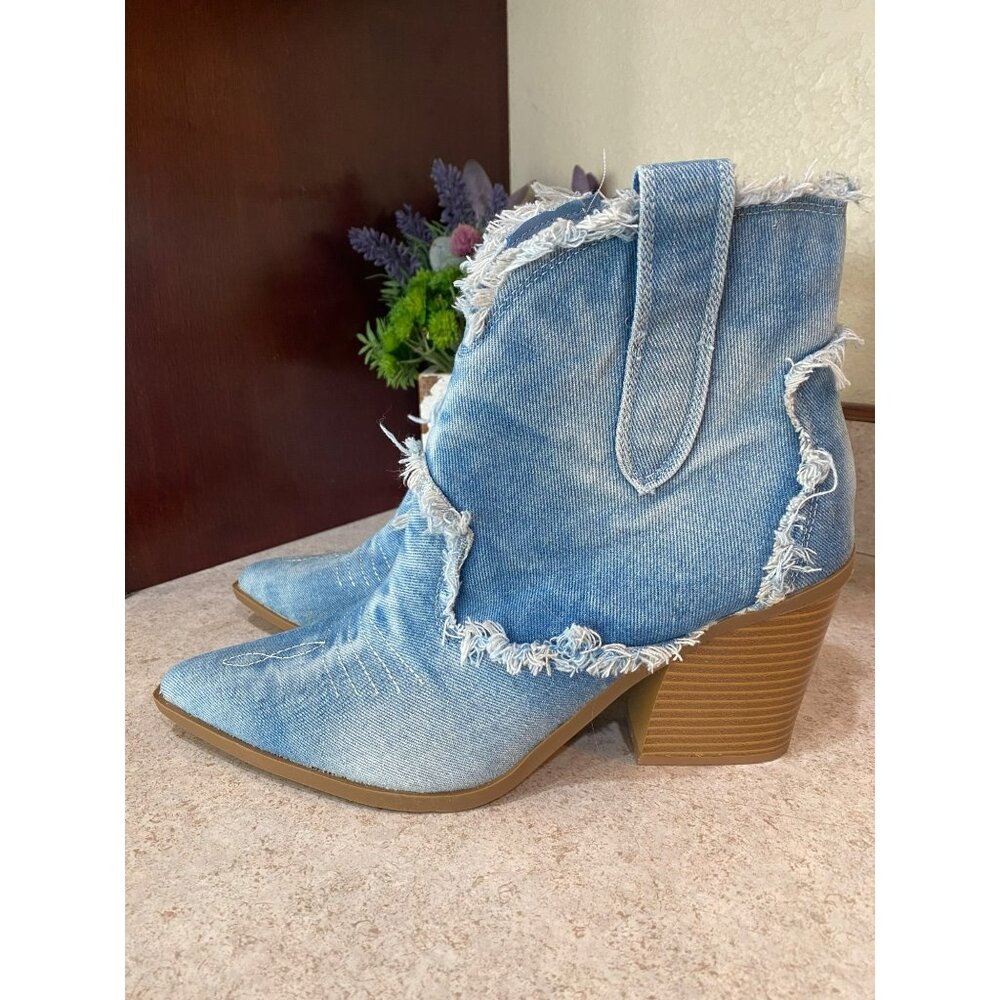Distressed Denim Ankle Boots With Chunky Heels & Zipper Closure - Picture 3 of 11